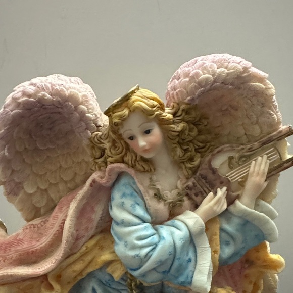 Angel and Cherubs Statue, 11” Tall, Resin On Wood Base, Unbranded - Picture 2 of 9